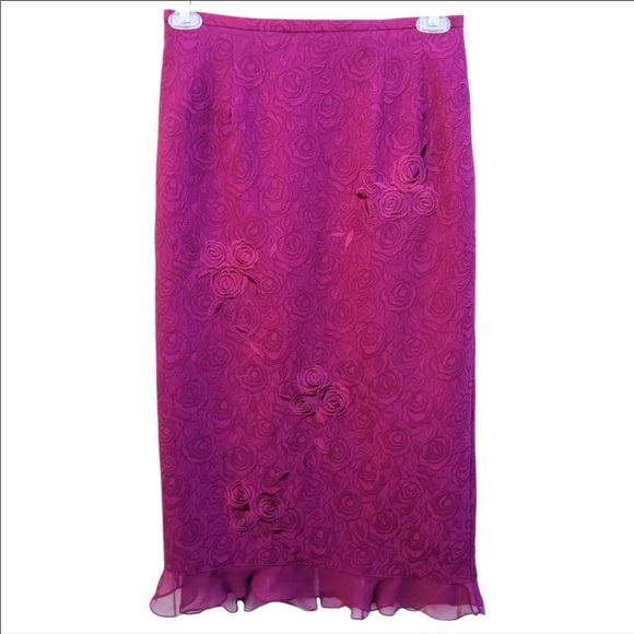 Two piece suit - Picture 3 of 6